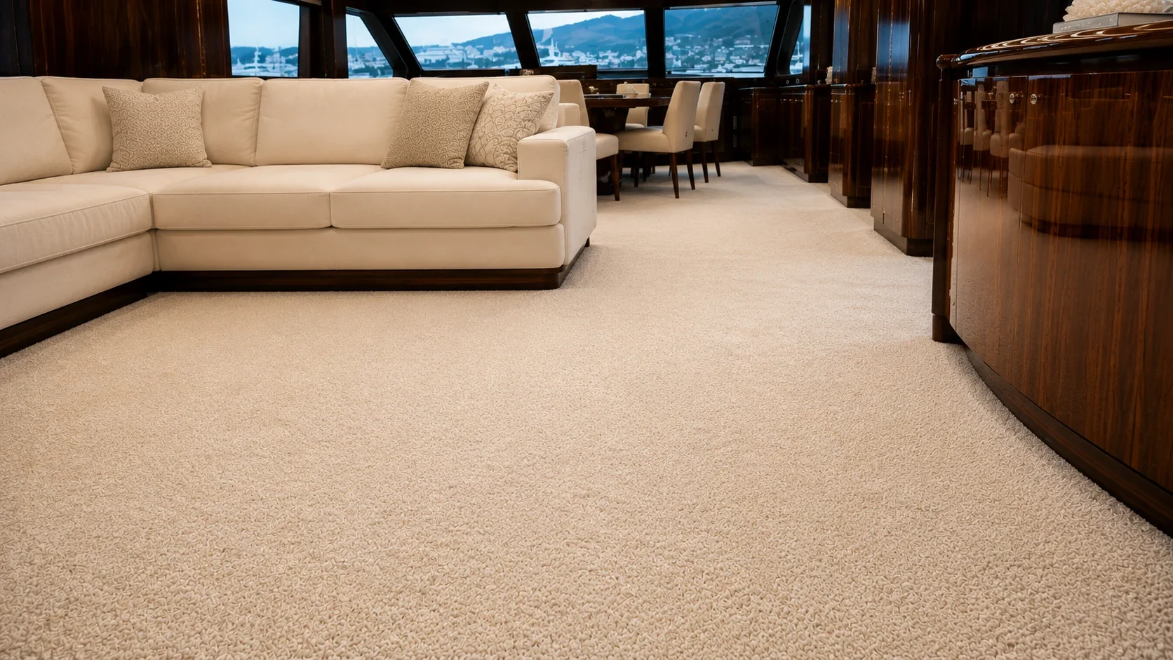 yacht-moketes-saloni-meta.webp